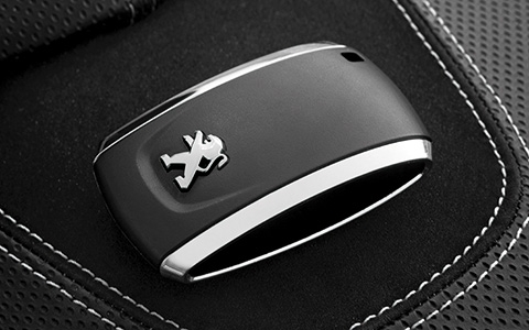 Peugeot-Metropolis-allure-smartkey